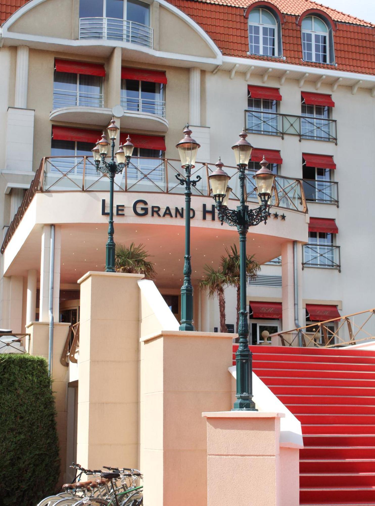 Le Grand Hotel Le Touquet-Paris-Plage エクステリア 写真
